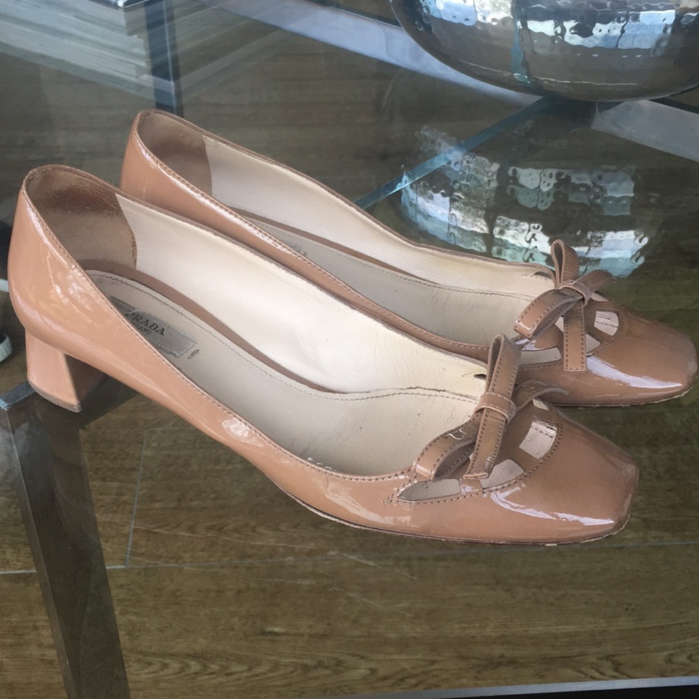 Prada shoes size 37